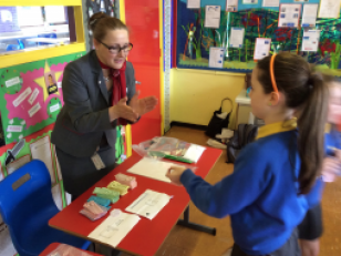Young Enterprise Fever Hits Primary 7!