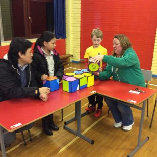 IZAK 9 - Parents\' Information Evening